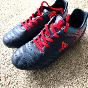 Boys Size 6 Like NEW Cleats